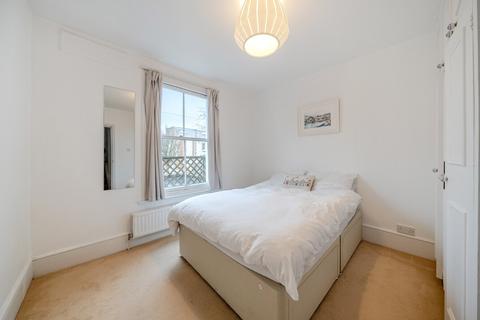 2 bedroom flat for sale, Marney Road, London, SW11