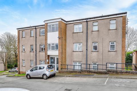2 bedroom flat for sale, 4 The Gables The Southra, Dinas Powys, The Vale Of Glamorgan. CF64 4DN