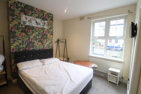 2 bedroom apartment to rent, Mount Street, Coventry CV5