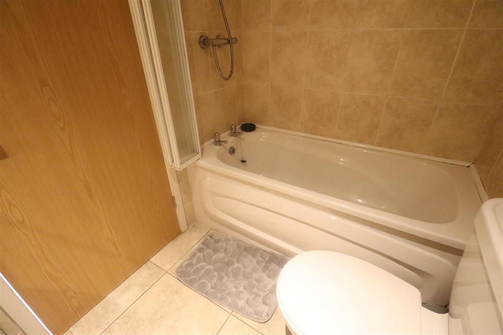 Ensuite 2