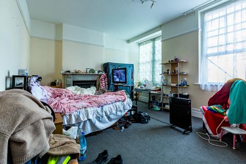 undefined, Avonmouth, Bristol BS11