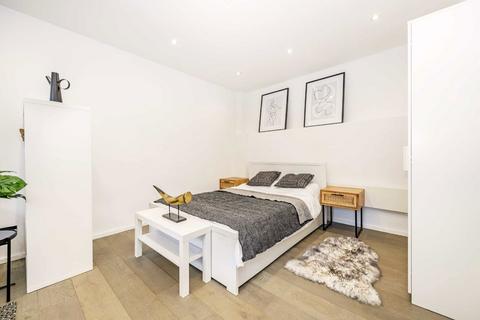undefined, Sandys Row, London E1