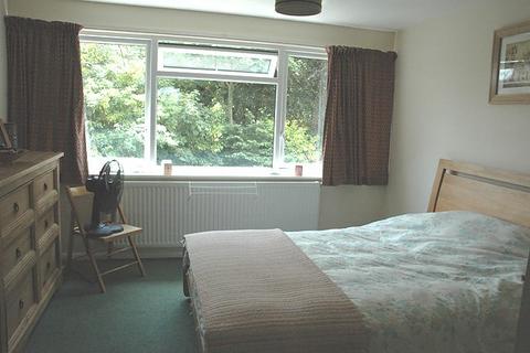 undefined, Ballfield Road, Godalming GU7
