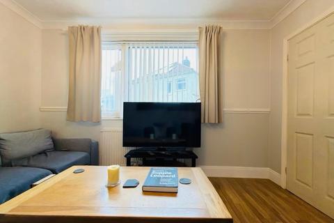 4 bedroom detached house to rent, Luckington Road, Bristol, BS7