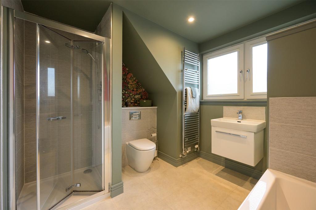 Ensuite Bathroom