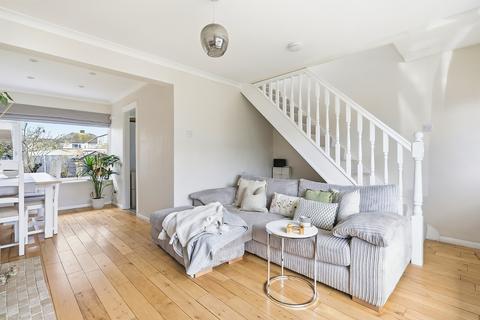 undefined, The Glade, Staines-upon-thames, TW18