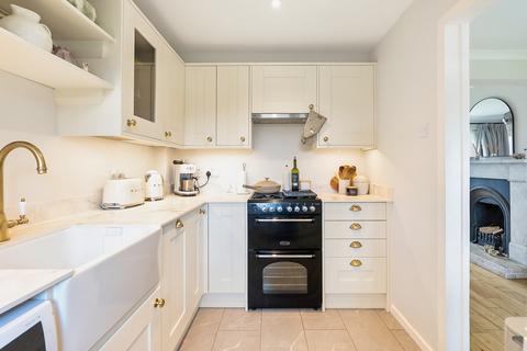 undefined, The Glade, Staines-upon-thames, TW18