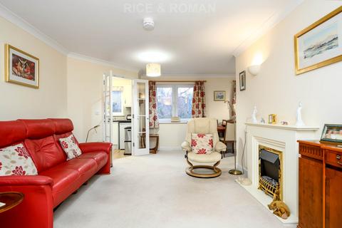 undefined, Manor Road North, Esher KT10