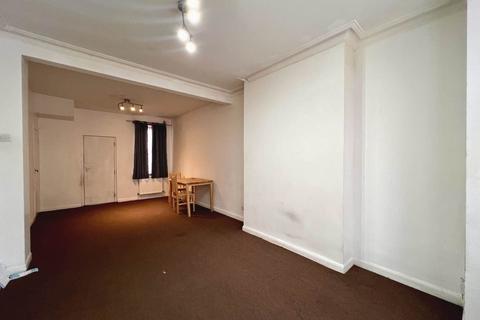 3 bedroom terraced house to rent, Norfolk Road, East Ham, E6