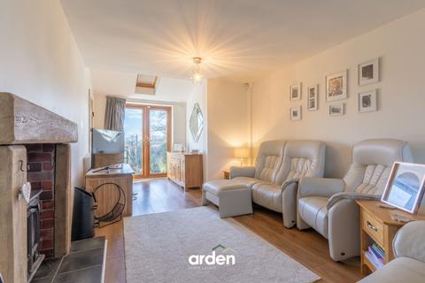 3 bedroom semi-detached house for sale, Fockbury Road, Dodford, B61
