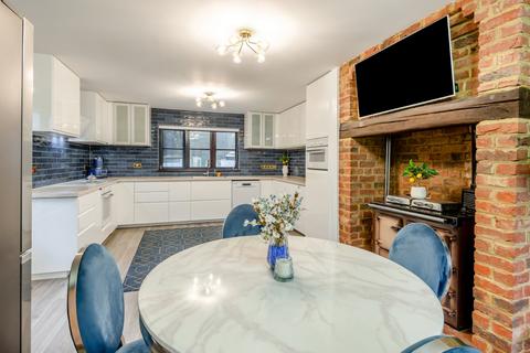 undefined, Newgate Street Village, Hertford SG13