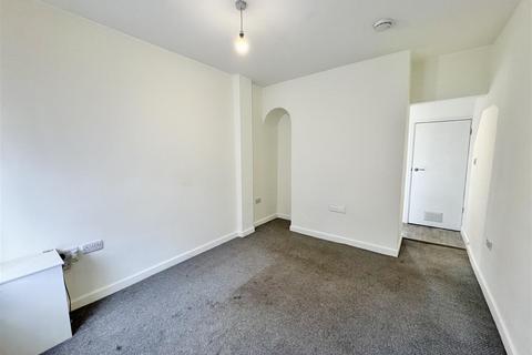 1 bedroom terraced house for sale, New Street, Mapplewell, Barnsley