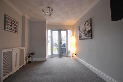 3 bedroom terraced house for sale, Willerby Road, Hull