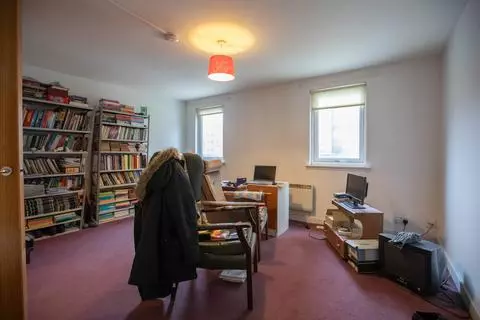 1 bedroom flat for sale - Photo 8