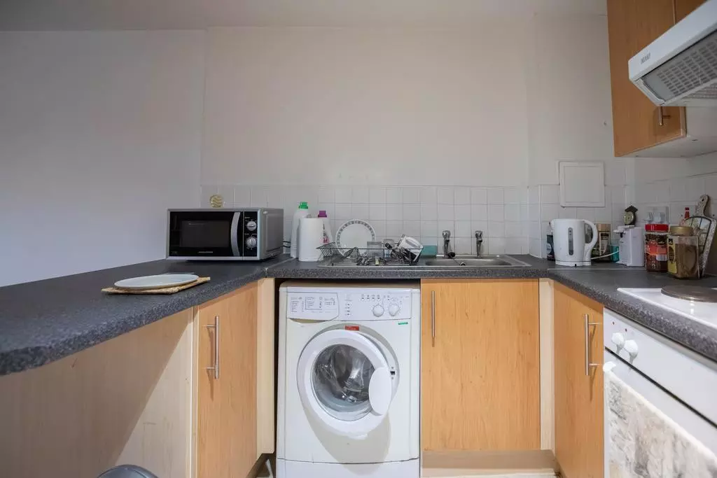 1 bedroom flat for sale - Photo 20