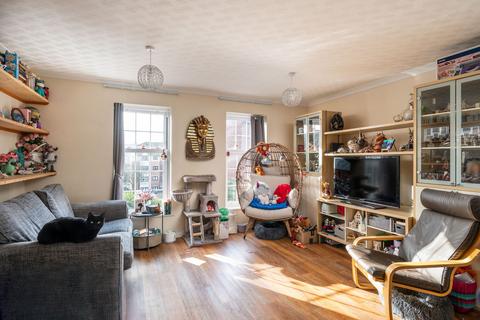 3 bedroom townhouse for sale, Furze Close, Redhill, RH1