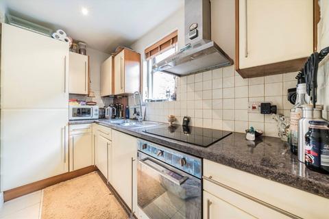 1 bedroom flat for sale, Bloemfontein Road, London W12