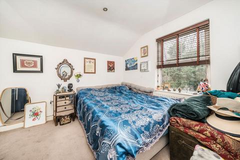 1 bedroom flat for sale, Bloemfontein Road, London W12