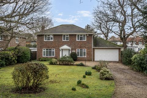 4 bedroom property for sale, The Drive, Craigweil, PO21