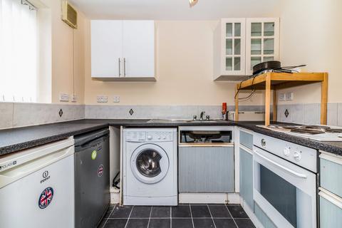 2 bedroom flat to rent, Angora Drive, Salford, M3