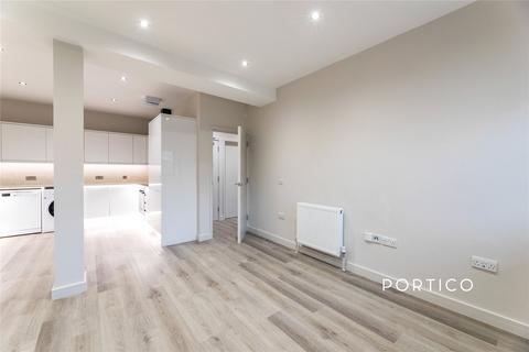 1 bedroom flat to rent, George Lane, London, E18