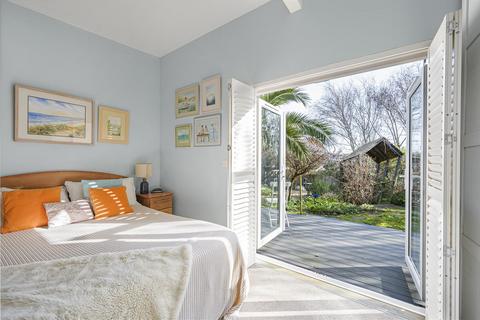 2 bedroom detached bungalow for sale, Barons Close, Seaford