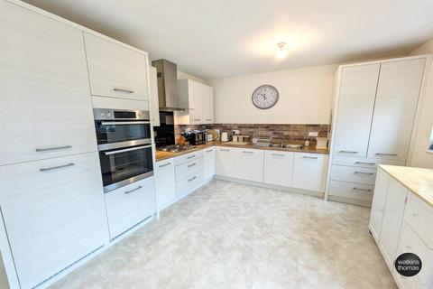 4 bedroom semi-detached house for sale, Fiennes Way, Whitecross, Hereford, HR4