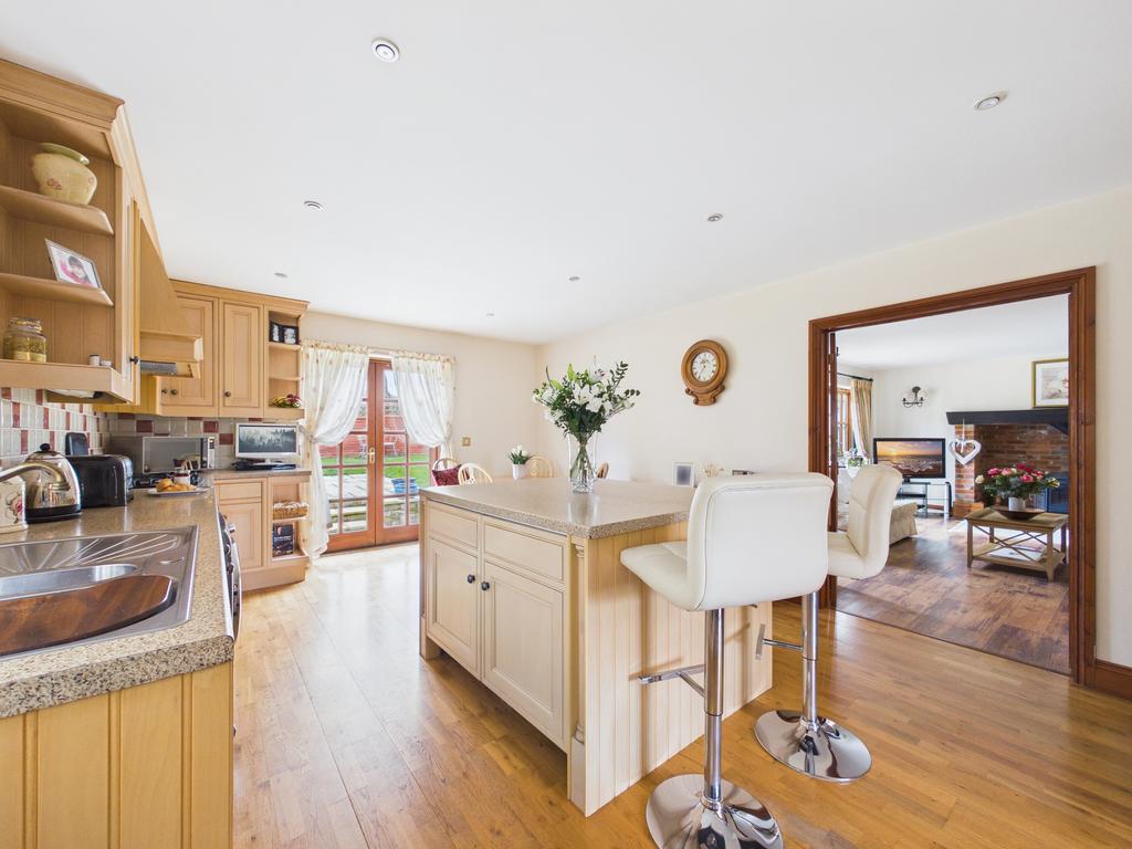Kitchen 2
