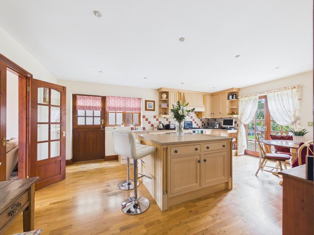 Kitchen 3