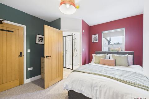 1 bedroom in a house share to rent, 37 Henry Road, Gloucester GL1