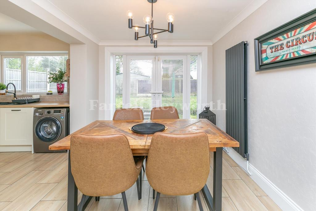 Kitchen diner