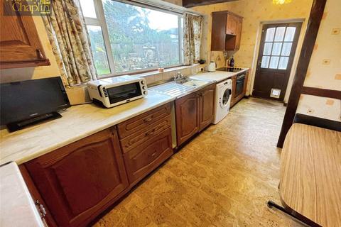 3 bedroom bungalow for sale, Nelmes Crescent, Hornchurch, RM11