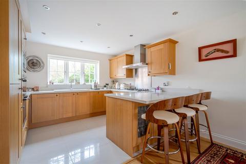 4 bedroom detached house for sale, Grigg Lane, Headcorn, Ashford