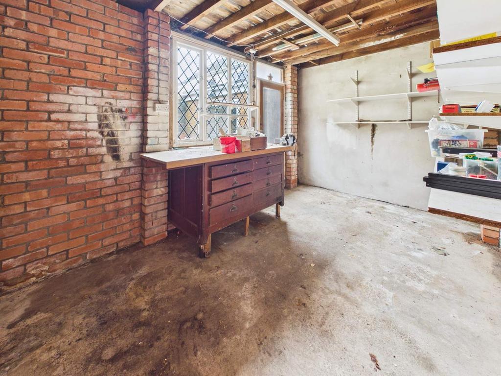 Garage/Workshop/Storage