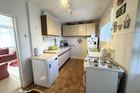 3 bedroom terraced house for sale, Linton Avenue, Borehamwood