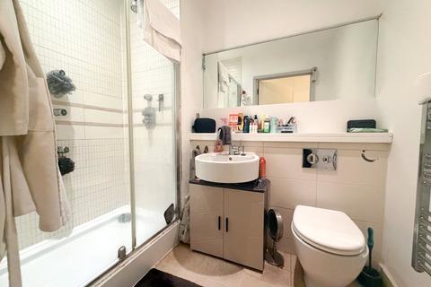 1 bedroom apartment for sale, Great Northern Tower, Manchester M3