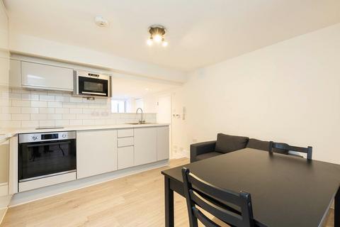 Studio to rent, Mill Lane, London NW6