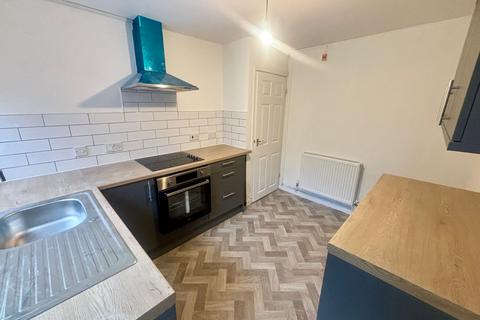 3 bedroom property to rent, John Street, Treherbert, CF42
