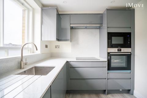 2 bedroom flat to rent, Westow Hill, London SE19