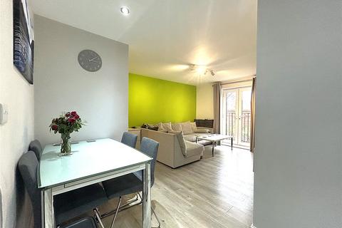 2 bedroom apartment for sale, Baxter Road, Hertfordshire WD24