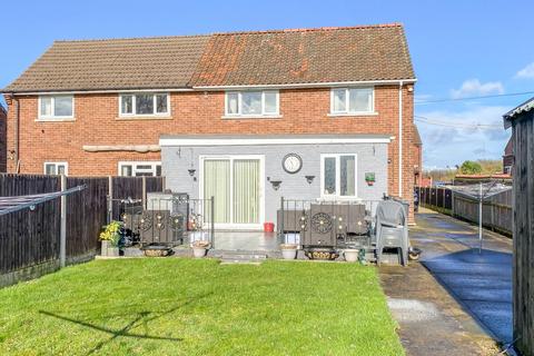 3 bedroom semi-detached house for sale, Woodgarth Villas, Oxmarsh Lane, New Holland, North Lincolnshire, DN19