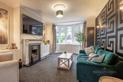 3 bedroom semi-detached house for sale, Furneaux Avenue, Devon PL2