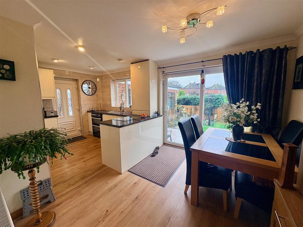 Kitchen / diner