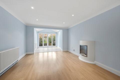 undefined, Mayfield Close, Hersham, Walton-on-Thames, KT12
