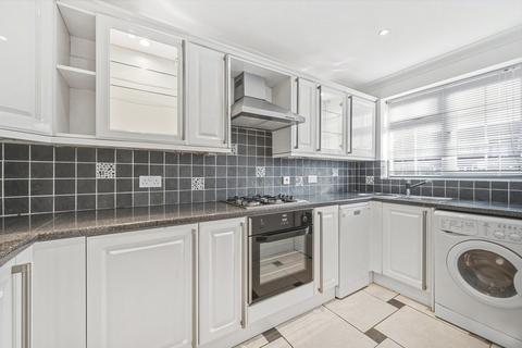 undefined, Mayfield Close, Hersham, Walton-on-Thames, KT12