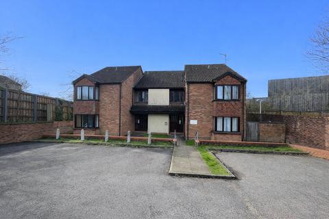 undefined, High Street, Yiewsley, Greater London, UB7