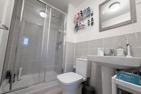 6 bedroom house to rent, Slade Baker Way, Bristol