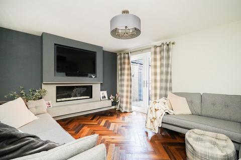 undefined, Easedale Close, Chesterfield S40