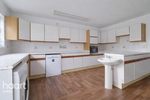 undefined, Croyde Avenue, Hayes