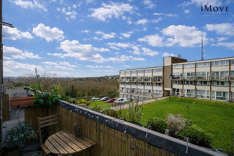 2 bedroom flat for sale, Sylvan Road, London SE19